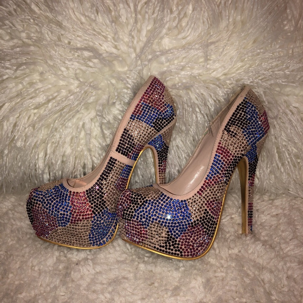Diamond Color High Heels